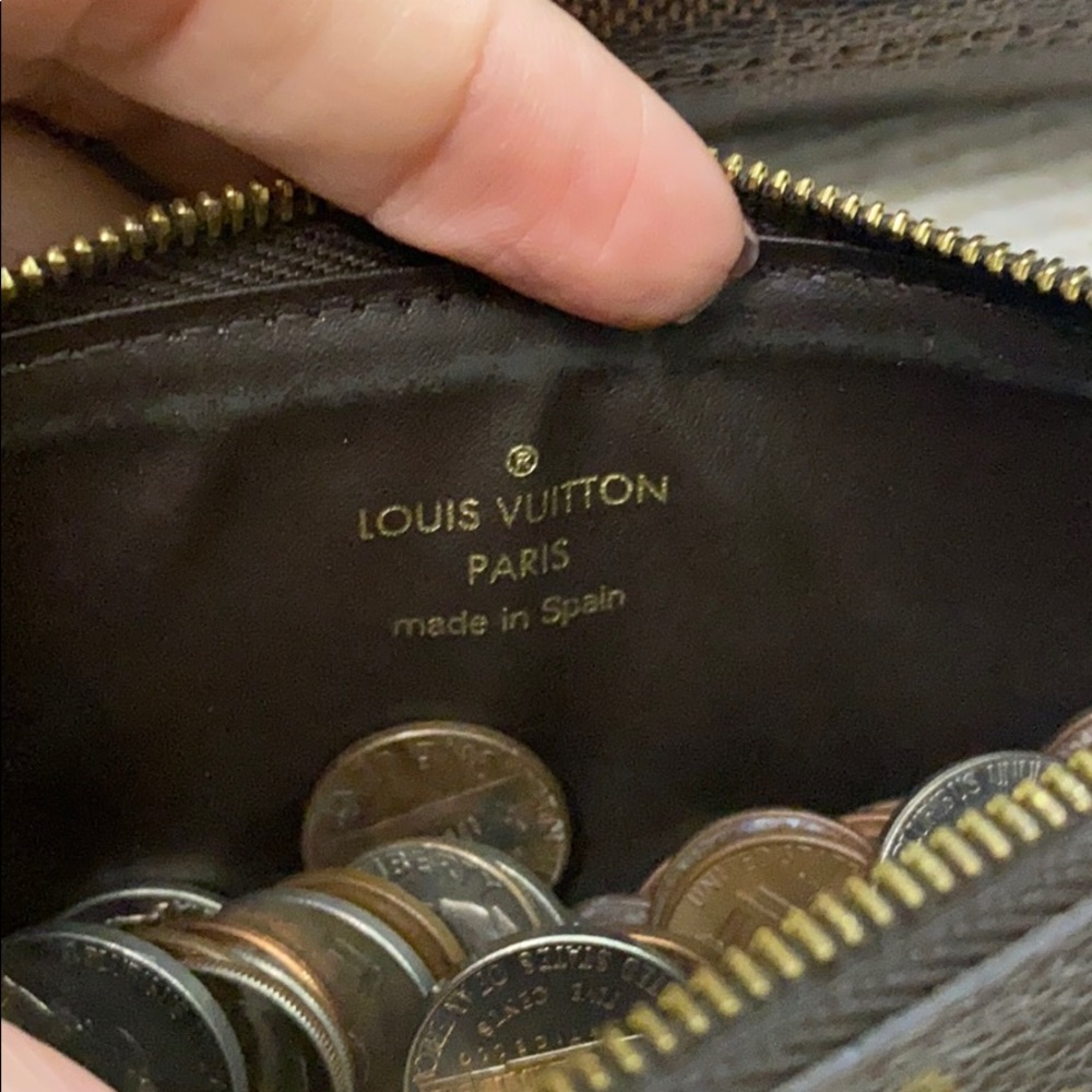 Louis Vuitton Wallet Coin Insert - Picture 4 of 5